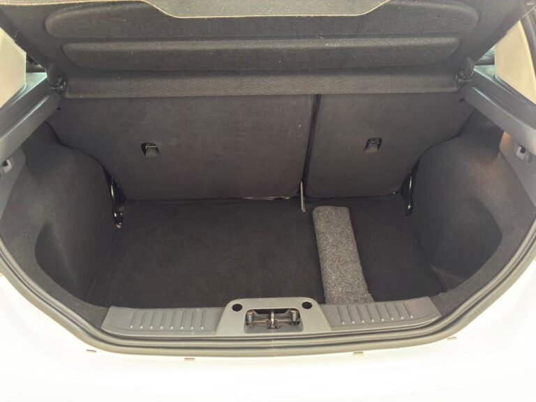 WhatsApp Image 2026-01-06 at 13.57.29