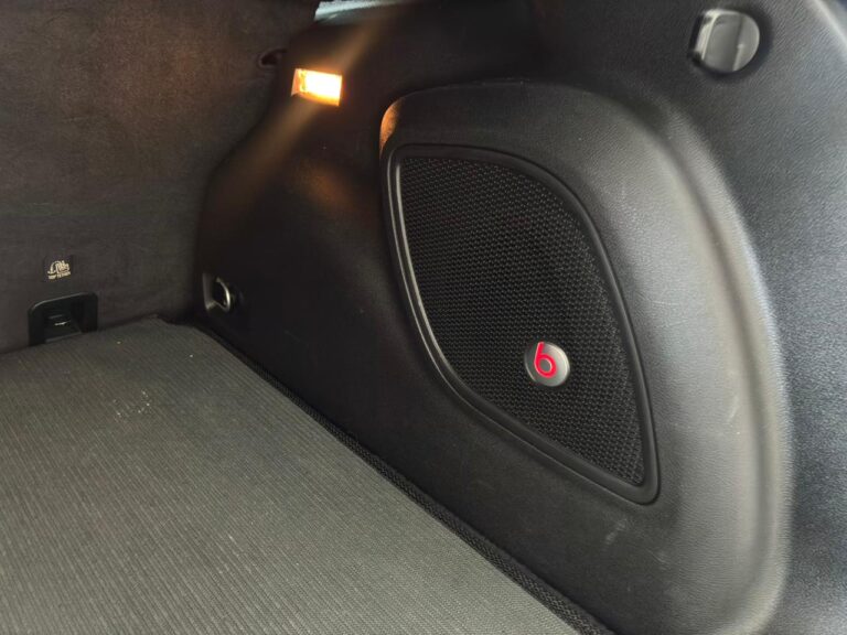 WhatsApp Image 2026-02-25 at 09.20.46 - Copia